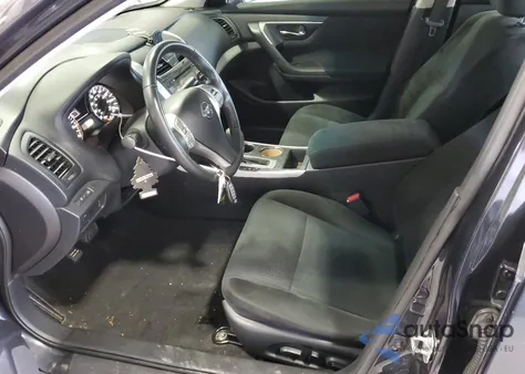 2015 Nissan Altima 2.5 z USA, uszkodzony, nr VIN 1N4AL3AP2FC238552